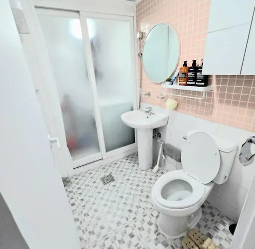 Apartment Healing & Romang House