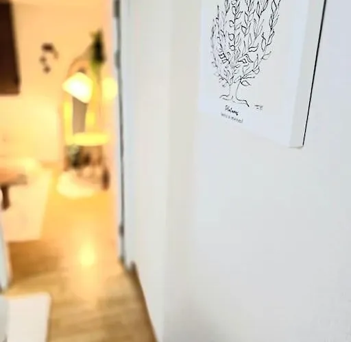 Apartment Healing & Romang House *