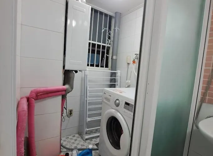 Apartment Healing & Romang House