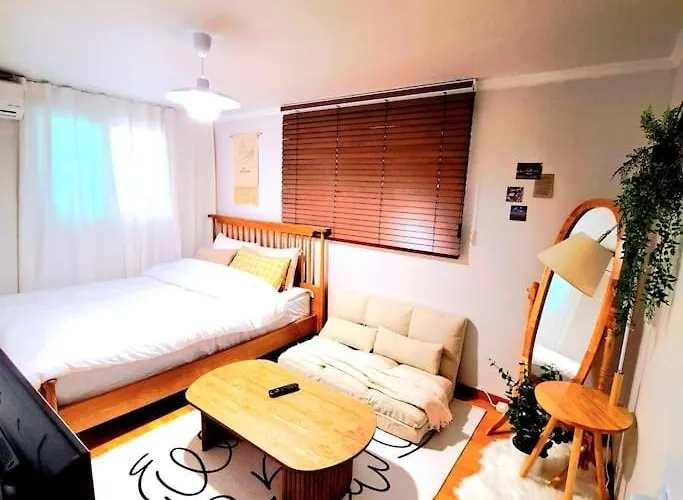 Healing & Romang House Apartment *